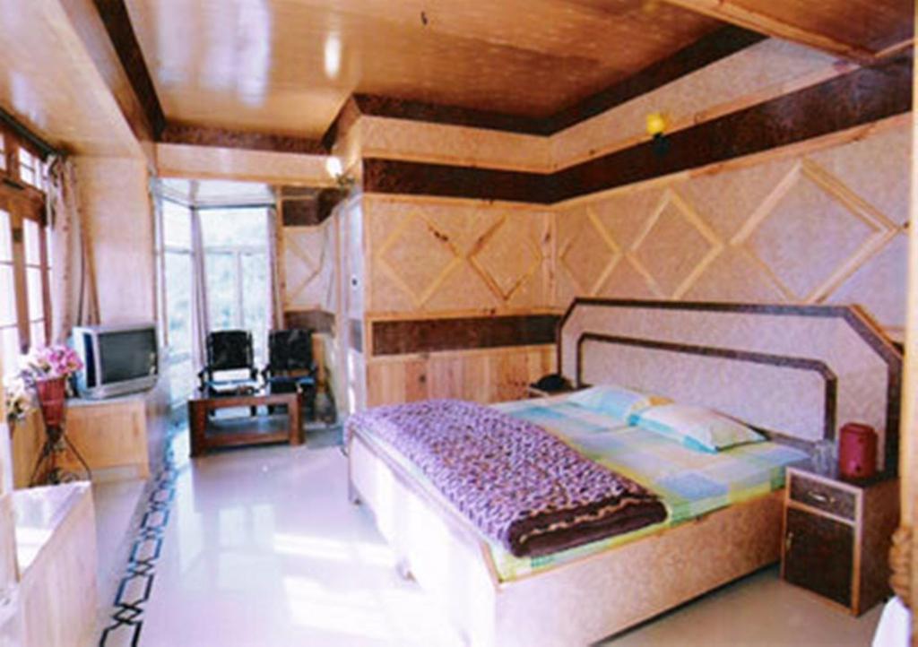 Hotel Arsh International Nainital Room photo